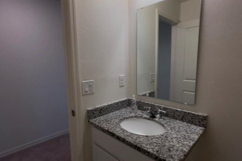 Casa en alquiler en Minneola, Florida, 1 dormitorio, 314.85 m2 № 1900282 - foto 26