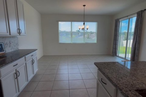 Casa en alquiler en Minneola, Florida, 1 dormitorio, 314.85 m2 № 1900282 - foto 17