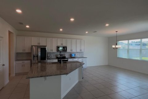 Casa en alquiler en Minneola, Florida, 1 dormitorio, 314.85 m2 № 1900282 - foto 12
