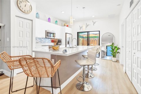 Copropriété à louer à Doral, Floride: 2 chambres, 99.59 m2 № 2193679 - photo 17