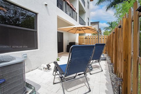 Copropriété à louer à Doral, Floride: 2 chambres, 99.59 m2 № 2193679 - photo 13