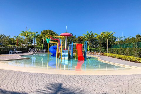 Copropriété à louer à Doral, Floride: 2 chambres, 99.59 m2 № 2193679 - photo 4