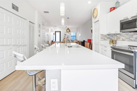 Copropriété à louer à Doral, Floride: 2 chambres, 99.59 m2 № 2193679 - photo 15