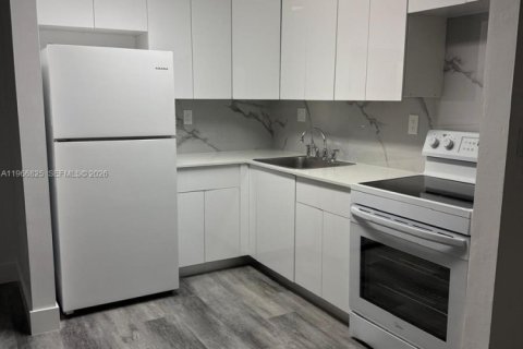 Apartment in Miami, Florida 2 bedrooms, 83.24 sq.m. № 2029594 - photo 10