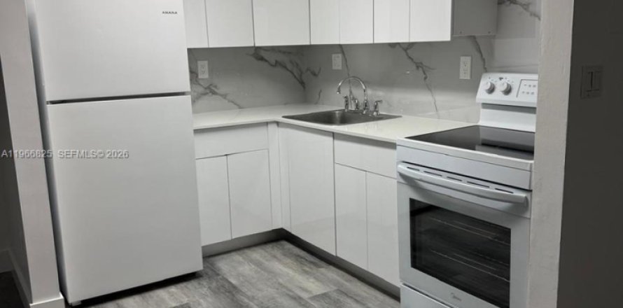 Apartment in Miami, Florida 2 bedrooms, 83.24 sq.m. № 2029594