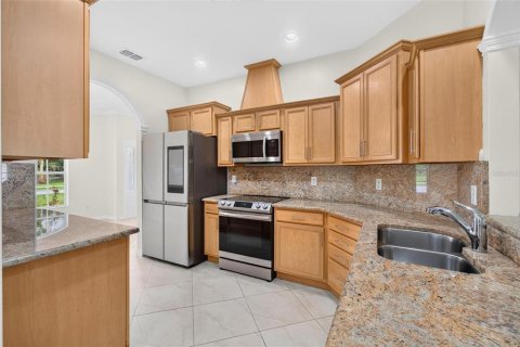 Casa en venta en Pinellas Park, Florida, 3 dormitorios, 147.16 m2 № 2267034 - foto 3