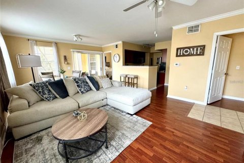 Condominio en alquiler en Sarasota, Florida, 2 dormitorios, 98.29 m2 № 1899400 - foto 4
