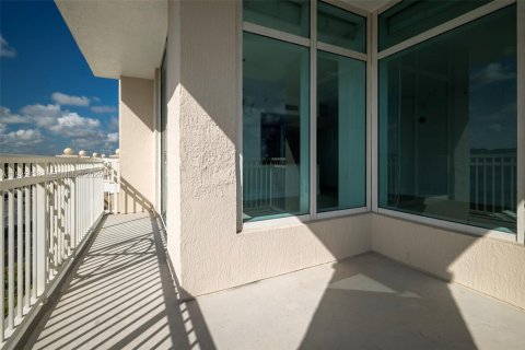 Condo in Boynton Beach, Florida, 2 bedrooms  № 2037813 - photo 18