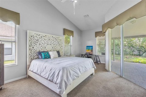 House in Orlando, Florida 5 bedrooms, 244.15 sq.m. № 1284828 - photo 19
