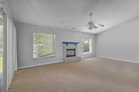 House in Orlando, Florida 5 bedrooms, 244.15 sq.m. № 1284828 - photo 13