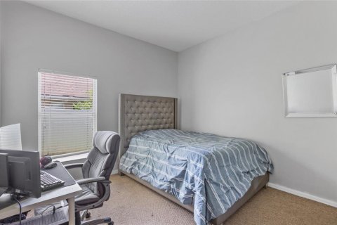 House in Orlando, Florida 5 bedrooms, 244.15 sq.m. № 1284828 - photo 22