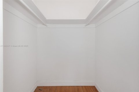 Купить кондоминиум в Майами-Бич, Флорида 1 спальня, 90.12м2, № 2021619 - фото 20