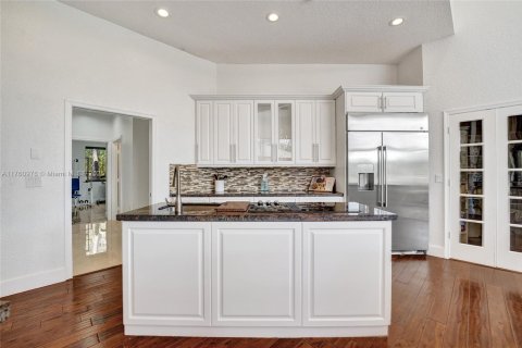 Casa en venta en Weston, Florida, 6 dormitorios, 531.31 m2 № 1635248 - foto 12