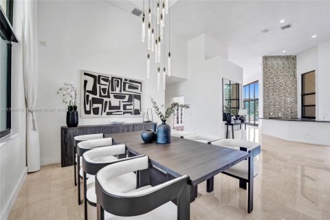 Casa en venta en Weston, Florida, 6 dormitorios, 531.31 m2 № 1635248 - foto 8