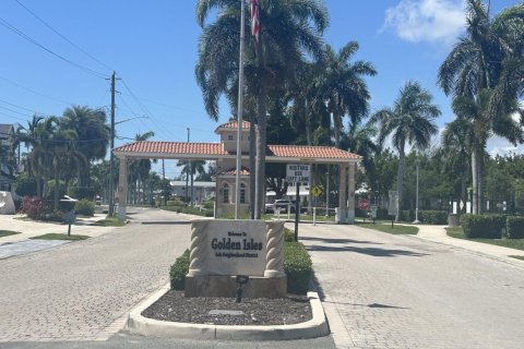 Condominio en venta en Hallandale Beach, Florida, 1 dormitorio, 55.74 m2 № 1161660 - foto 1