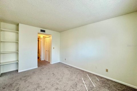 Copropriété à louer à Tampa, Floride: 1 chambre, 51.28 m2 № 2102270 - photo 10