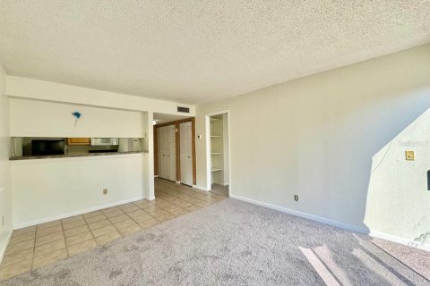 Copropriété à louer à Tampa, Floride: 1 chambre, 51.28 m2 № 2102270 - photo 8