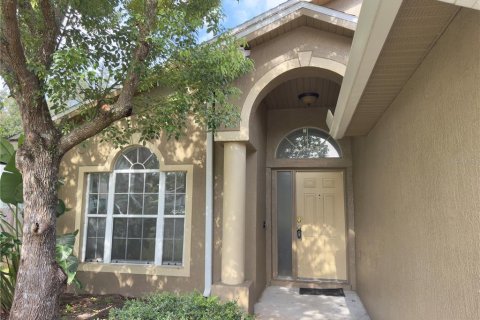 Casa en venta en Apopka, Florida, 3 dormitorios, 135.36 m2 № 1878306 - foto 2