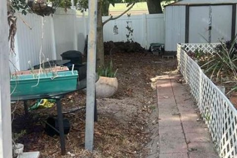 House in Tampa, Florida 3 bedrooms, 147.53 sq.m. № 2110618 - photo 28
