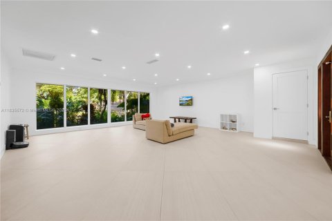 House in Palmetto Bay, Florida 4 bedrooms, 267.09 sq.m. № 1818352 - photo 26