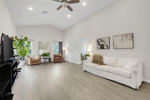 Casa en venta en Groveland, Florida, 3 dormitorios, 150.69 m2 № 2216112 - foto 20