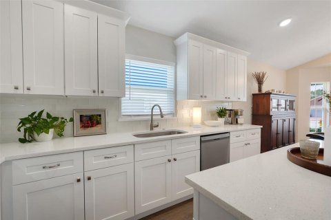 Casa en venta en Groveland, Florida, 3 dormitorios, 150.69 m2 № 2216112 - foto 23