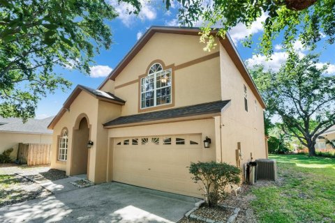 House in Ocoee, Florida 5 bedrooms, 215.9 sq.m. № 1631713 - photo 2