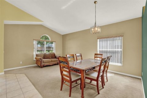 House in Ocoee, Florida 5 bedrooms, 215.9 sq.m. № 1631713 - photo 5