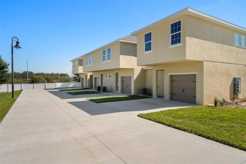 Townhouse in Davenport, Florida 3 bedrooms, 125.23 sq.m. № 1417996 - photo 26