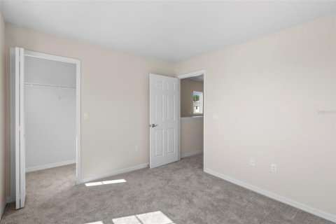 Townhouse in Davenport, Florida 3 bedrooms, 125.23 sq.m. № 1417996 - photo 12