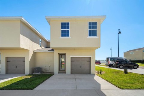 Townhouse in Davenport, Florida 3 bedrooms, 125.23 sq.m. № 1417996 - photo 25