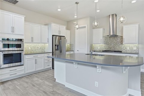 Villa ou maison à vendre à Lake Mary, Floride: 4 chambres, 331.38 m2 № 2349576 - photo 20