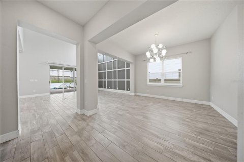 Villa ou maison à vendre à Lake Mary, Floride: 4 chambres, 331.38 m2 № 2349576 - photo 9