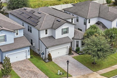 Villa ou maison à vendre à Lake Mary, Floride: 4 chambres, 331.38 m2 № 2349576 - photo 5