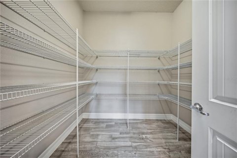 Villa ou maison à vendre à Lake Mary, Floride: 4 chambres, 331.38 m2 № 2349576 - photo 21