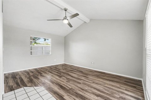 Casa en venta en Tampa, Florida, 3 dormitorios, 103.96 m2 № 2149279 - foto 3