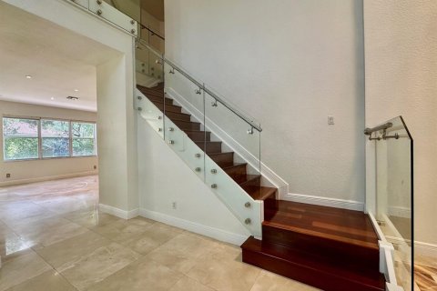 Villa ou maison à louer à Weston, Floride: 5 chambres, 282.52 m2 № 2401414 - photo 20
