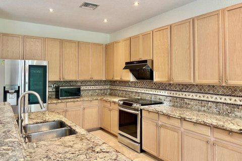 Villa ou maison à louer à Weston, Floride: 5 chambres, 282.52 m2 № 2401414 - photo 9