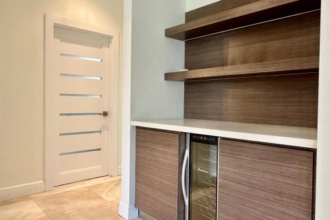 Villa ou maison à louer à Weston, Floride: 5 chambres, 282.52 m2 № 2401414 - photo 16