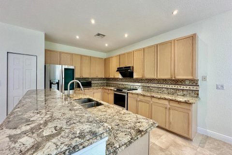 Villa ou maison à louer à Weston, Floride: 5 chambres, 282.52 m2 № 2401414 - photo 10
