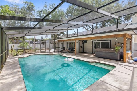 House in Orlando, Florida 3 bedrooms, 174.38 sq.m. № 1780240 - photo 2