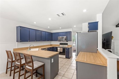House in Orlando, Florida 3 bedrooms, 174.38 sq.m. № 1780240 - photo 12