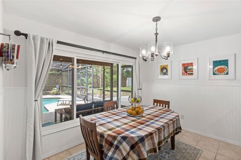 House in Orlando, Florida 3 bedrooms, 174.38 sq.m. № 1780240 - photo 13