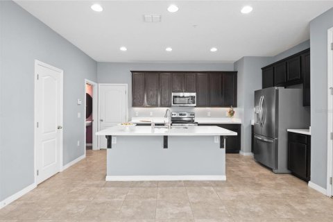 Townhouse in Sanford, Florida 3 bedrooms, 189.43 sq.m. № 1648337 - photo 8