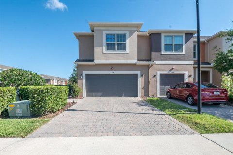 Townhouse in Sanford, Florida 3 bedrooms, 189.43 sq.m. № 1648337 - photo 2