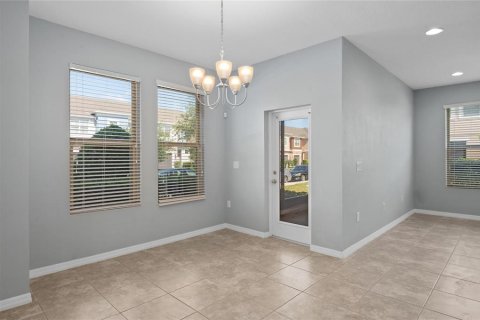 Townhouse in Sanford, Florida 3 bedrooms, 189.43 sq.m. № 1648337 - photo 12