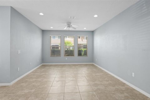 Townhouse in Sanford, Florida 3 bedrooms, 189.43 sq.m. № 1648337 - photo 15