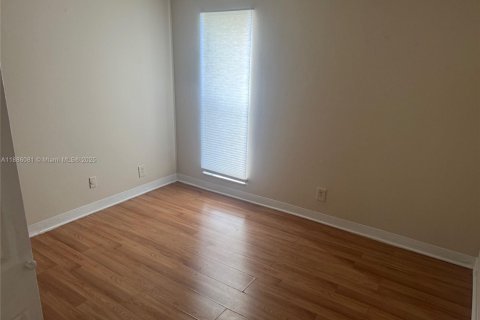 Copropriété à louer à Tamarac, Floride: 2 chambres, 94.11 m2 № 1932275 - photo 14