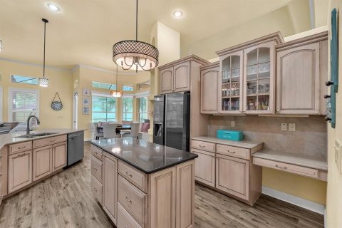 Villa ou maison à vendre à Brooksville, Floride: 3 chambres, 251.95 m2 № 2267551 - photo 13