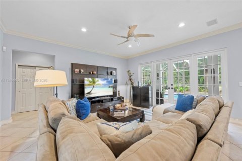 Casa en venta en Weston, Florida, 5 dormitorios, 310.67 m2 № 2007796 - foto 13